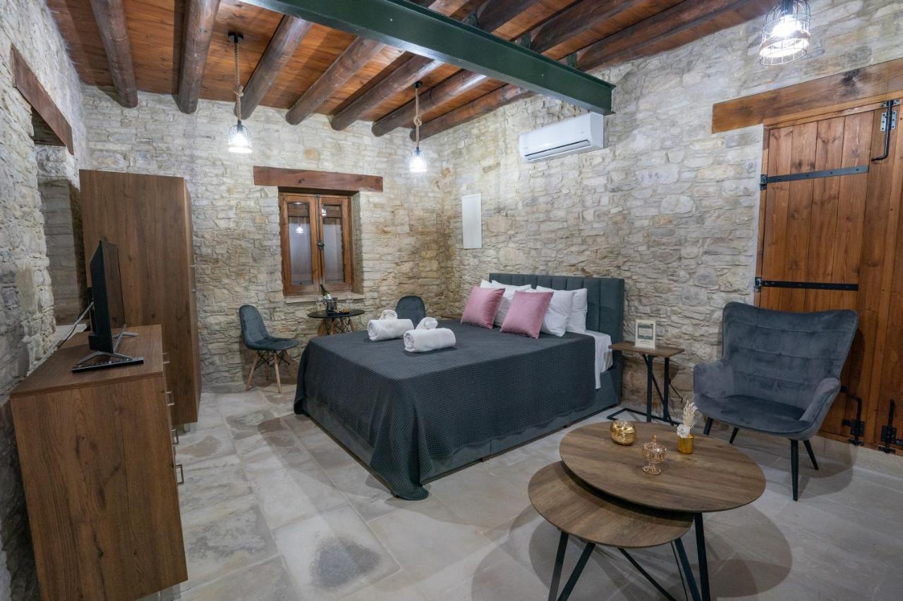 Eidyllio Luxury Suites Omodos Exteriér fotografie