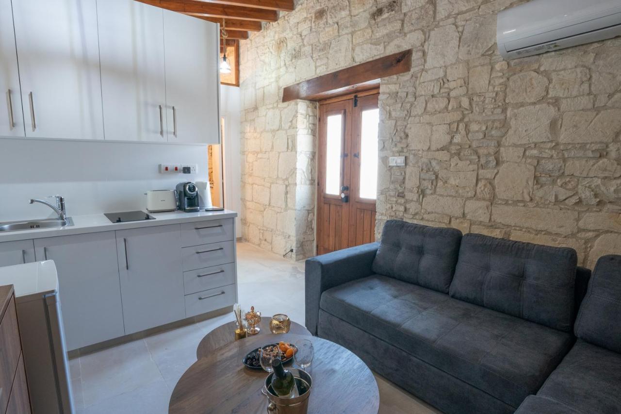 Eidyllio Luxury Suites Omodos Exteriér fotografie