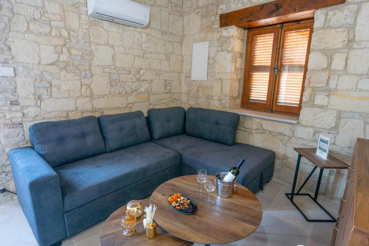 Eidyllio Luxury Suites Omodos Exteriér fotografie